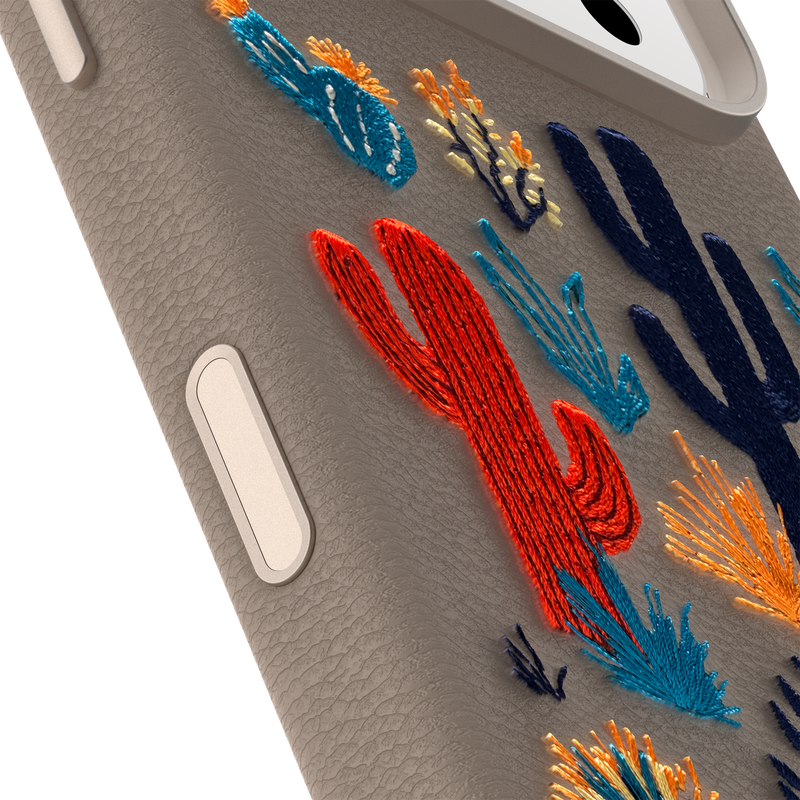 product image 3 - iPhone 17 Pro Funda Symmetry Series Cactus Leather Embroidery