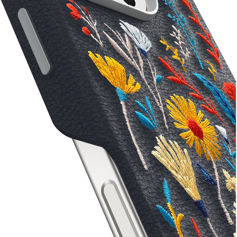 product image 3 - iPhone 16 Pro Funda Symmetry Series Cactus Leather Embroidery